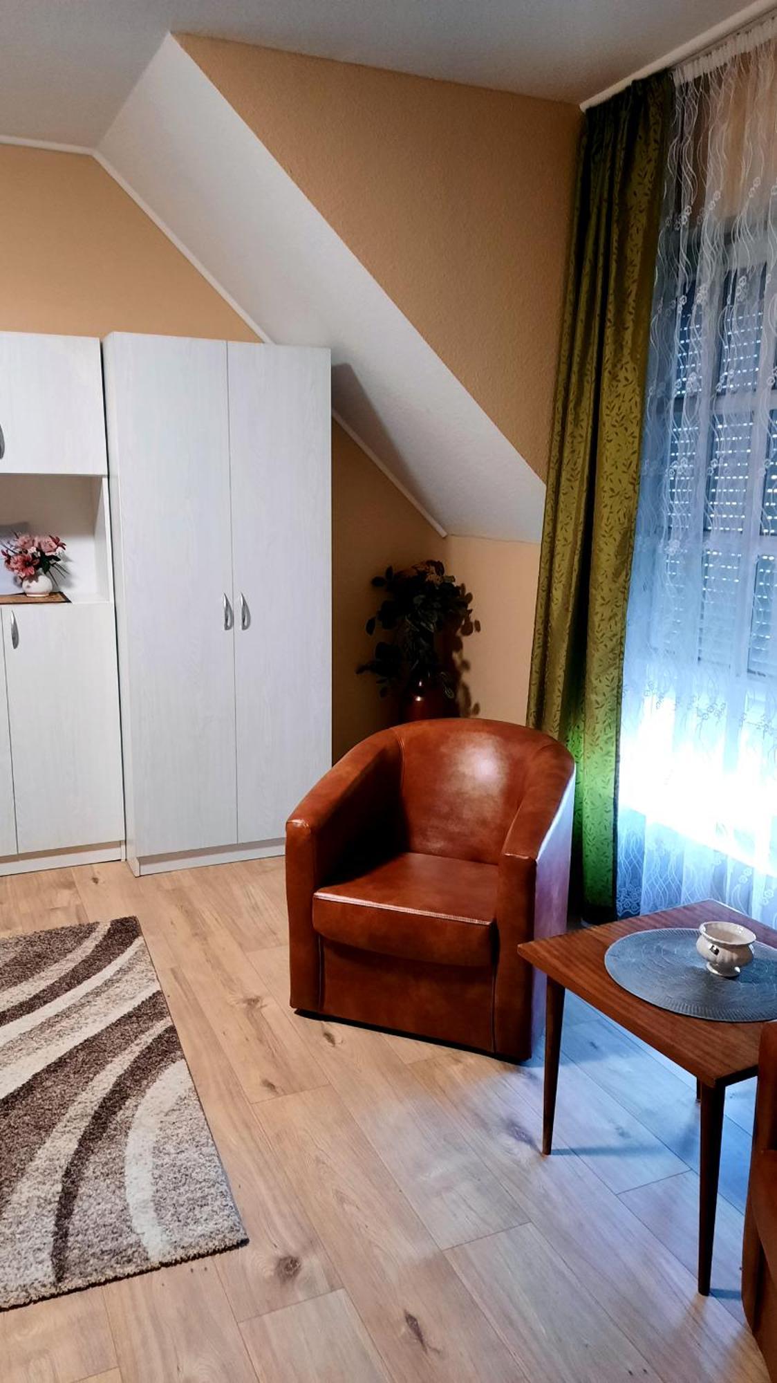 Hotel Leander Vendeghaz Gyenesdiás Zewnętrze zdjęcie